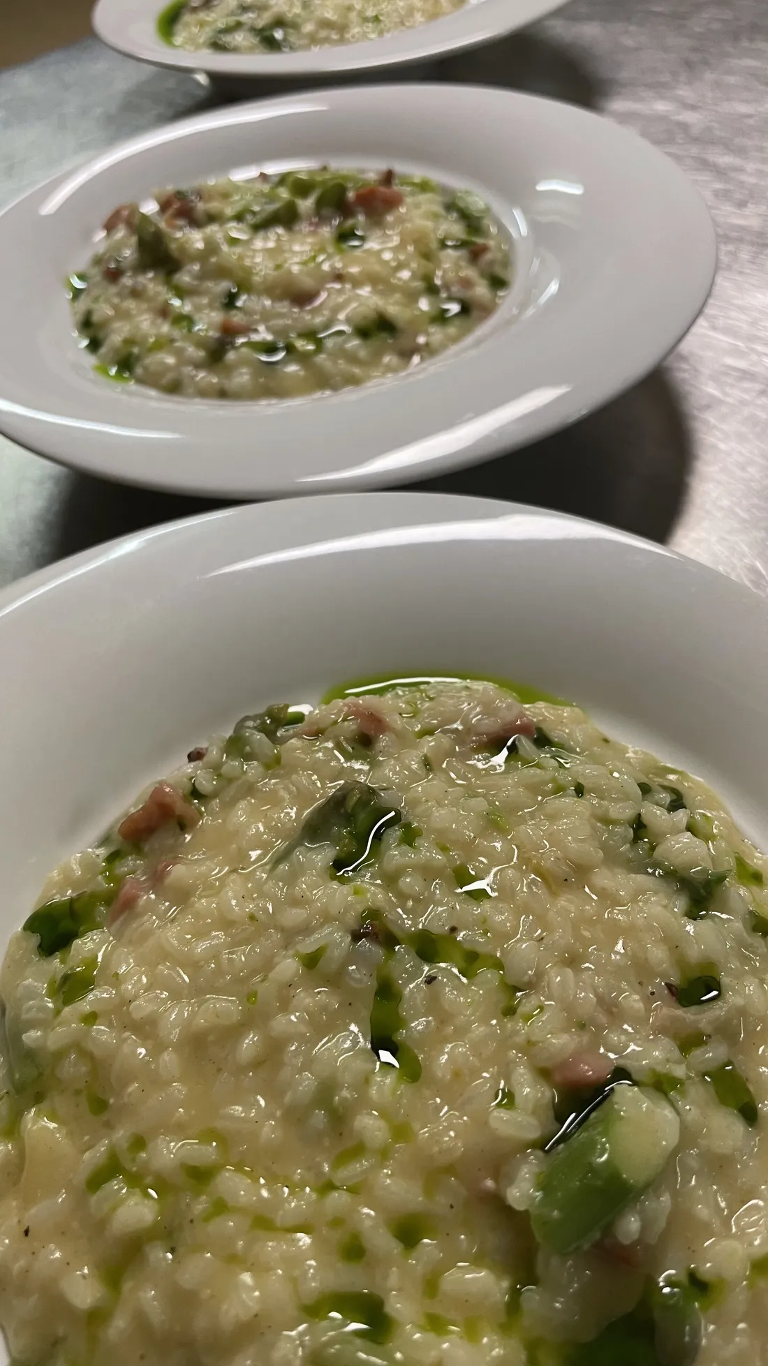 Risotto crémeux préparé au restaurant